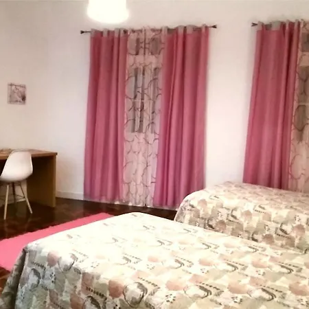 City Apartment פונשל